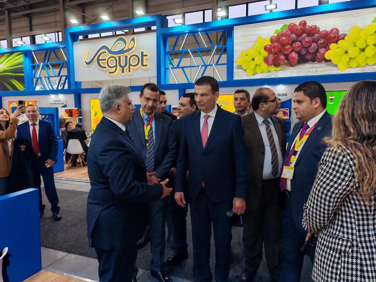 وزير الزراعة يفتتح معرض فروت لوجستيكا 2025