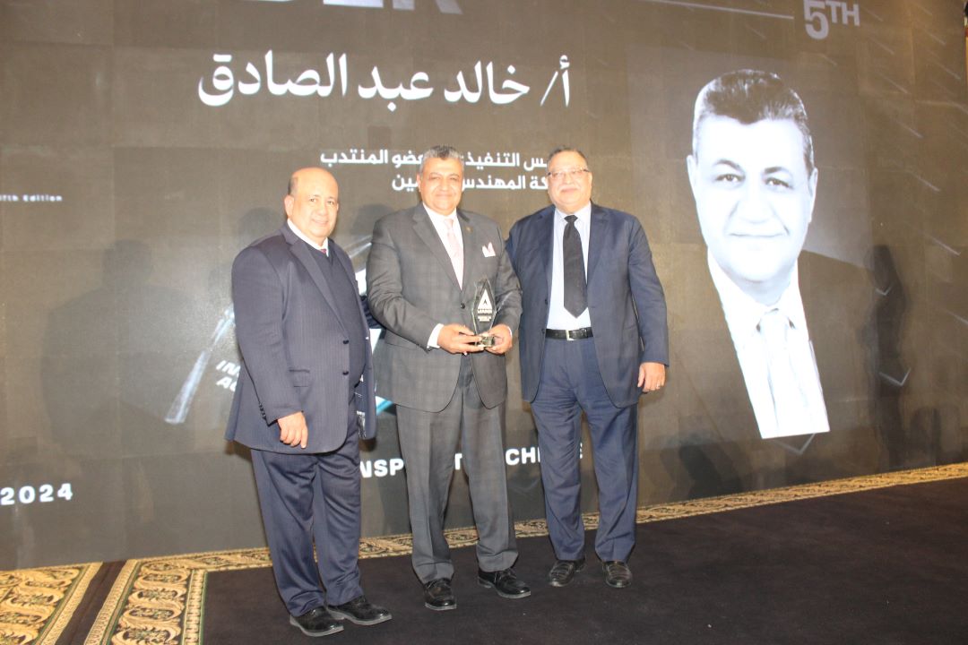 خالد عبد الصادق