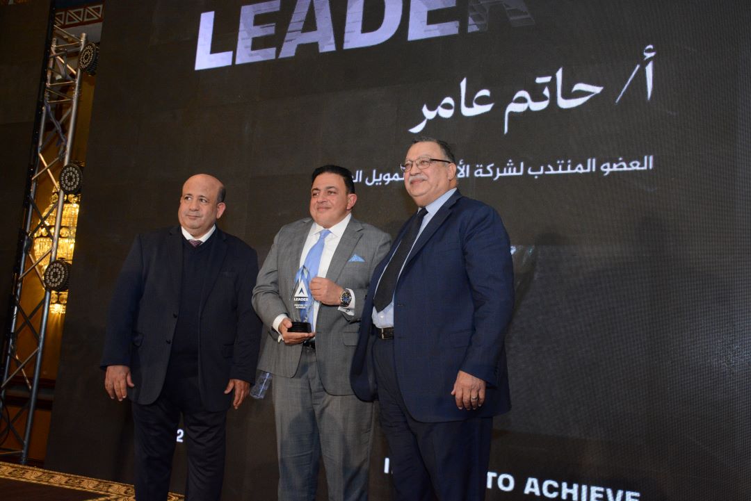 حاتم عامر