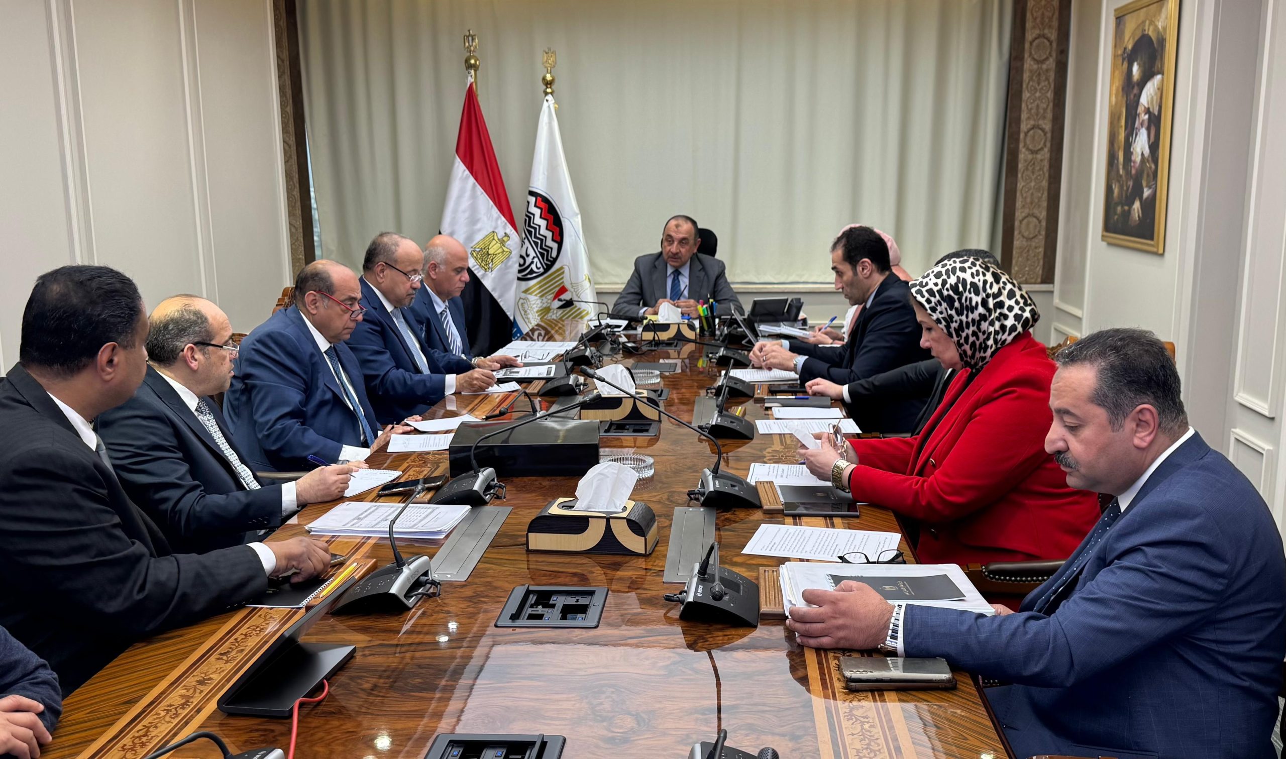 شيمي يعقد اجتماعًا بشأن مبنى "قصر القطن" بالإسكندرية