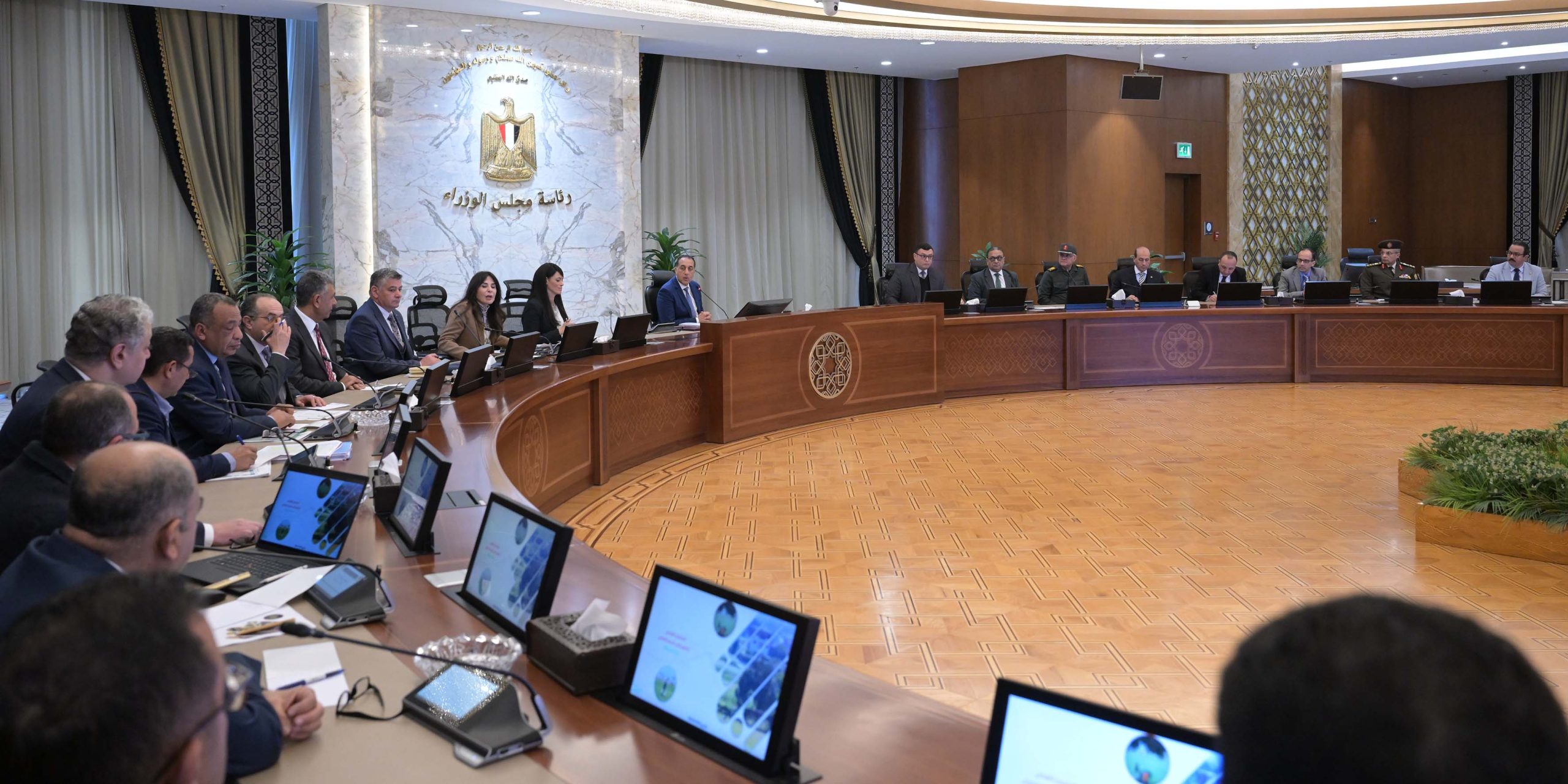 رئيس الوزراء 