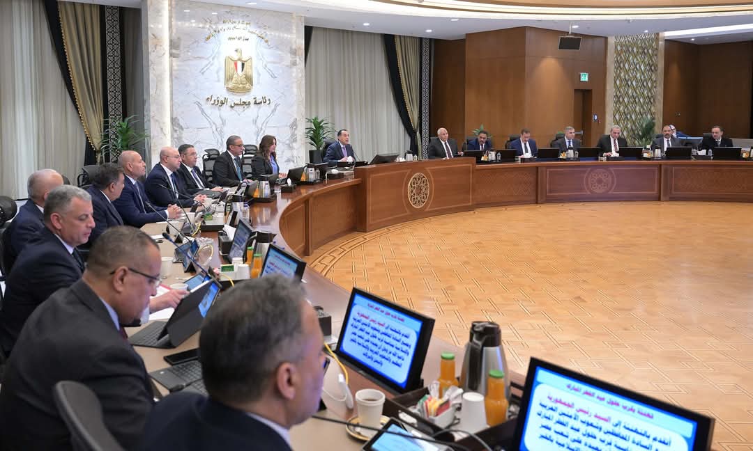 غرفة عمليات على مدار 24 ساعة.. مدبولي يترأس اجتماع المحافظين قبل العيد