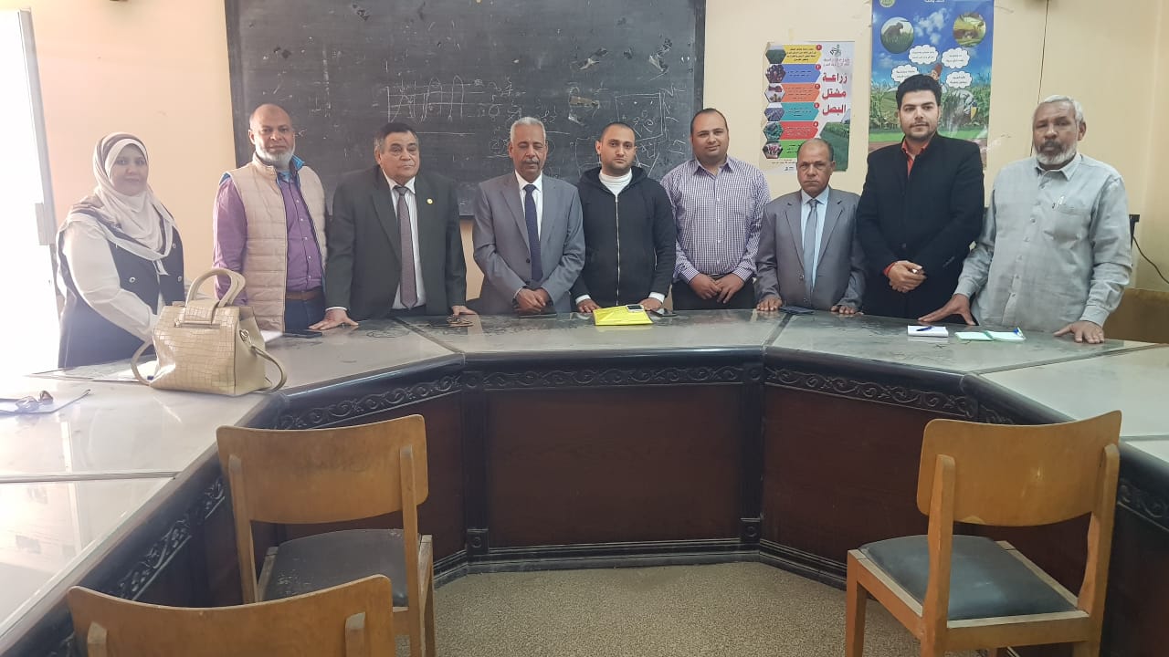 ورشة لمحاصيل الخضر والفاكهة بأسيوط