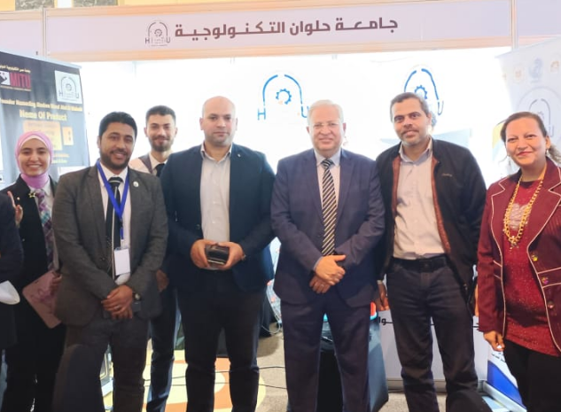 خلال المؤتمر التكنولوجى