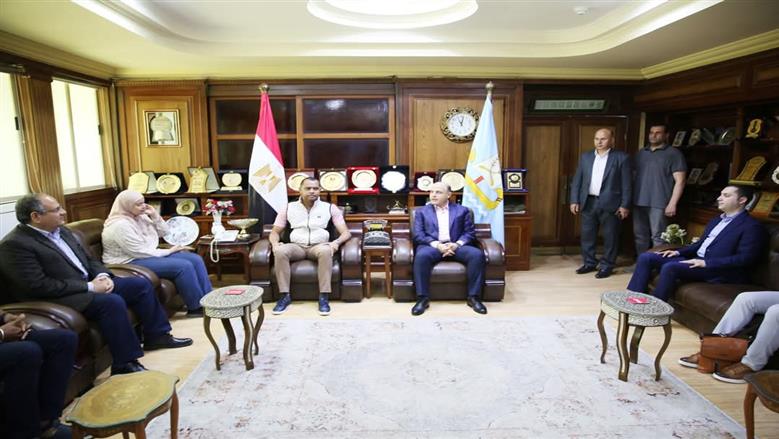 محافظ كفر الشيخ يستقبل وزير الزراعة بمدعشقر 