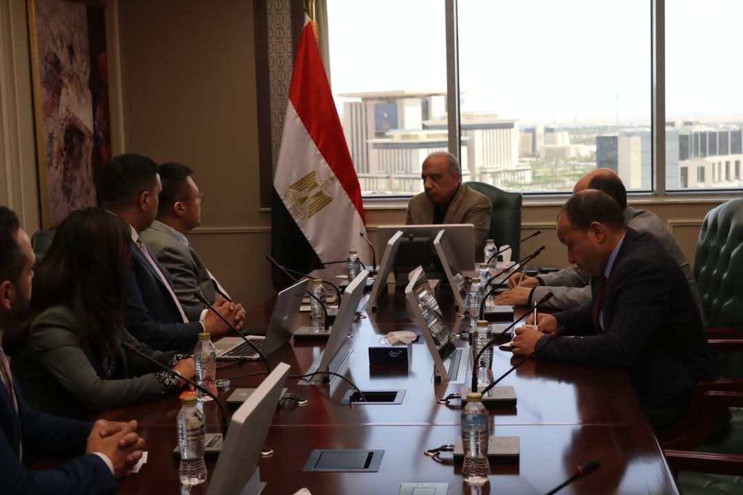 وزير الكهرباء يبحث مع سانجرو الصينية التعاون فى مجالات الطاقة المتجددة
