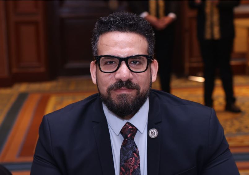 هشام العيسوى