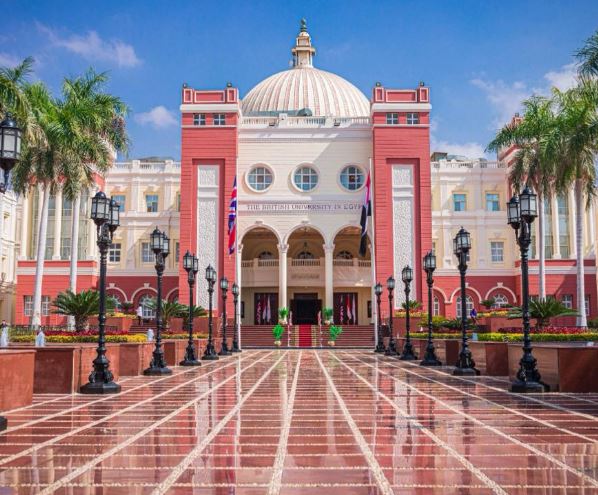 الجامعة البريطانية