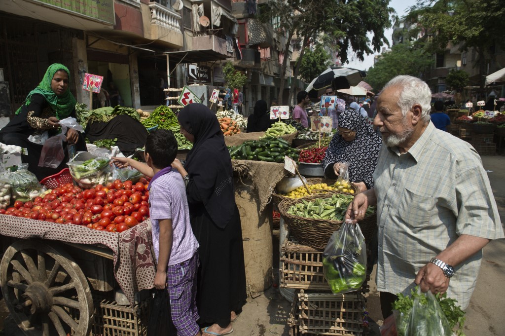 صورة عامة للسوق المصرى- أرشيفية