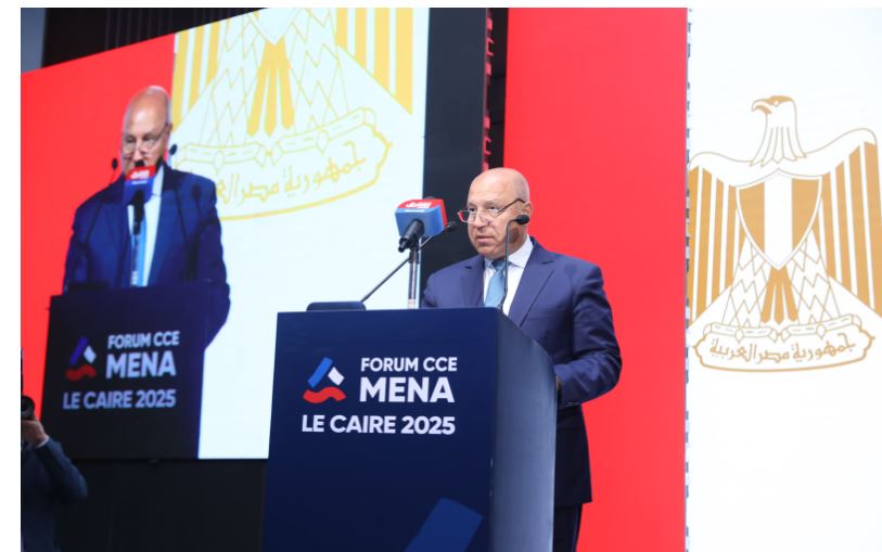 وزير الصناعة