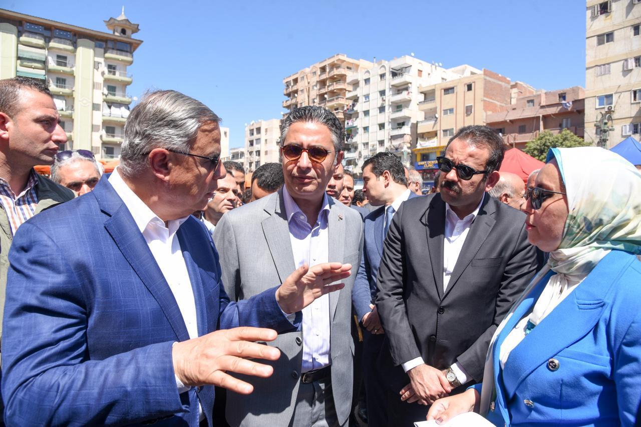 وزير التموين 