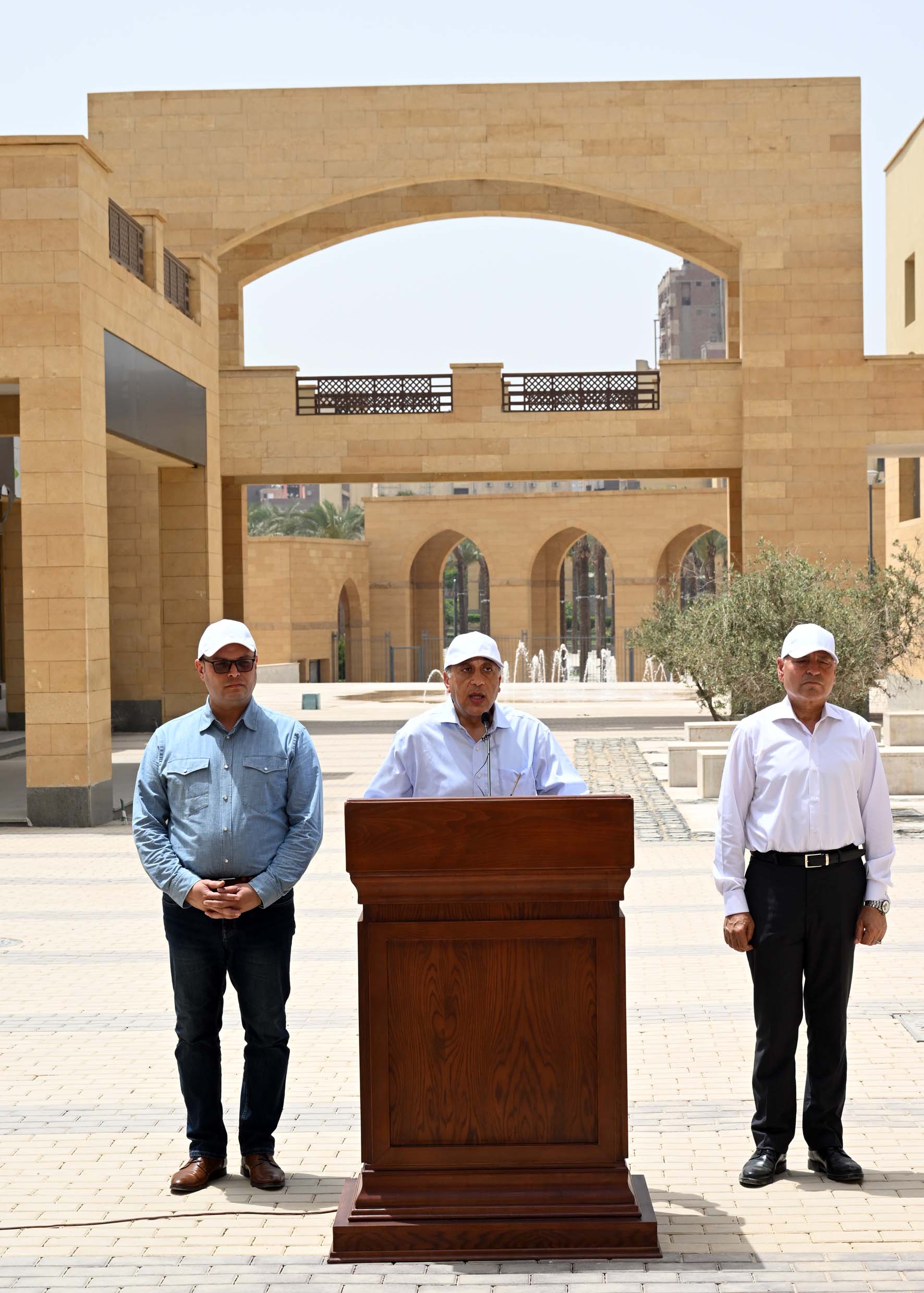الدكتور مصطفى مدبولي، رئيس مجلس الوزراء