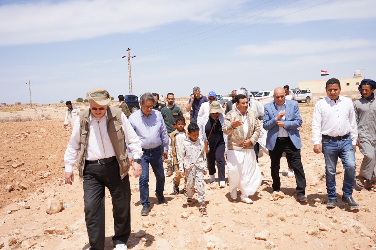 بحوث الصحراء ووفد من إيكاردا