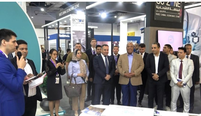 خلال زيارة العشرى لمعرض الصحة