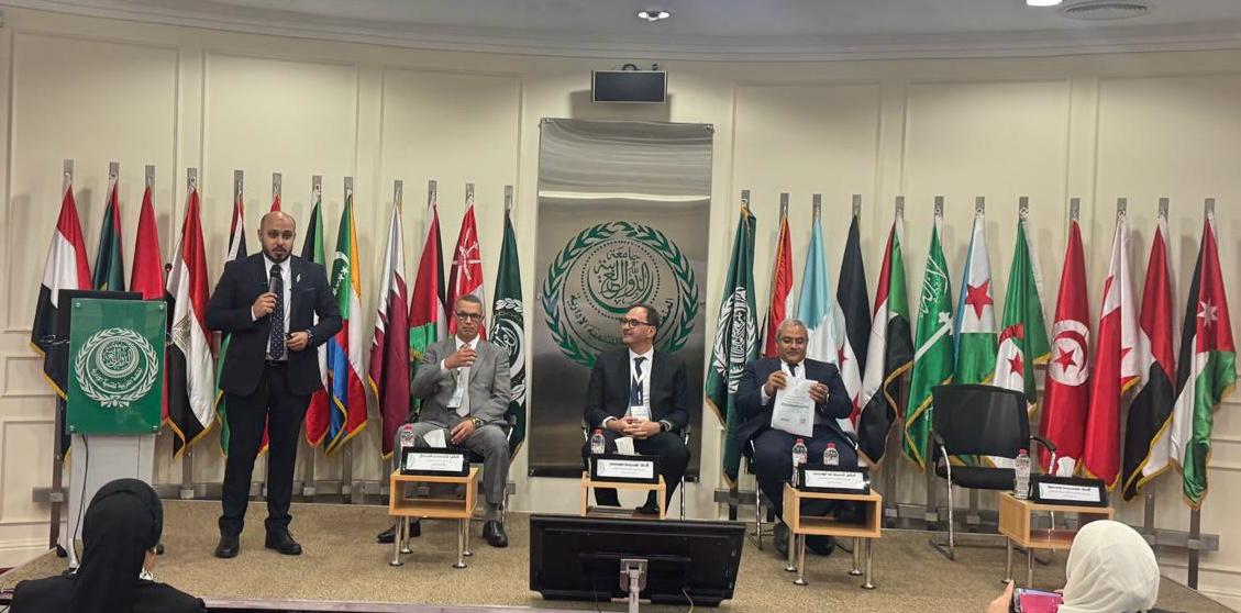 المصرف المتحد يستعرض تجربة التقاضي الإلكتروني