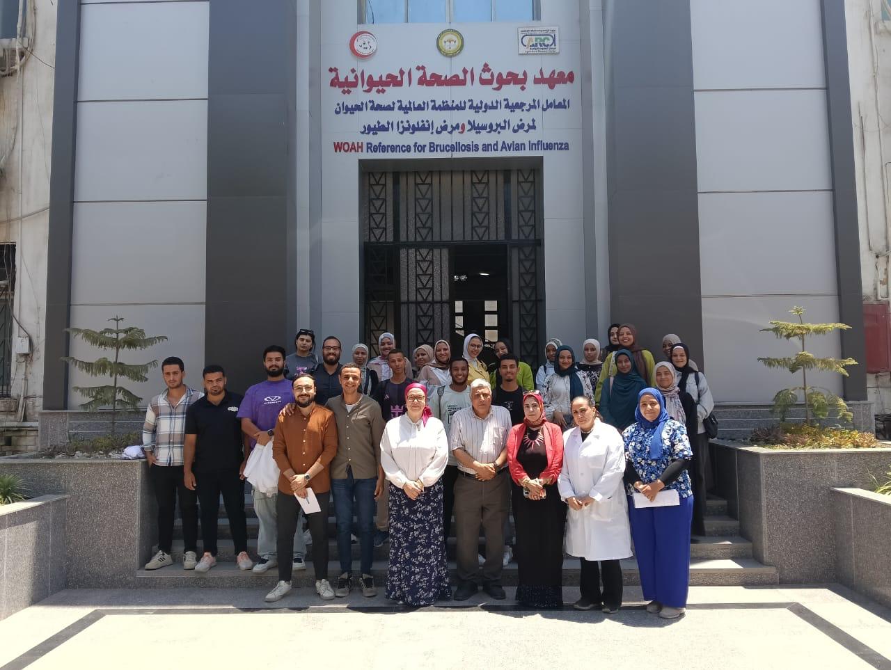 طلاب الجامعات