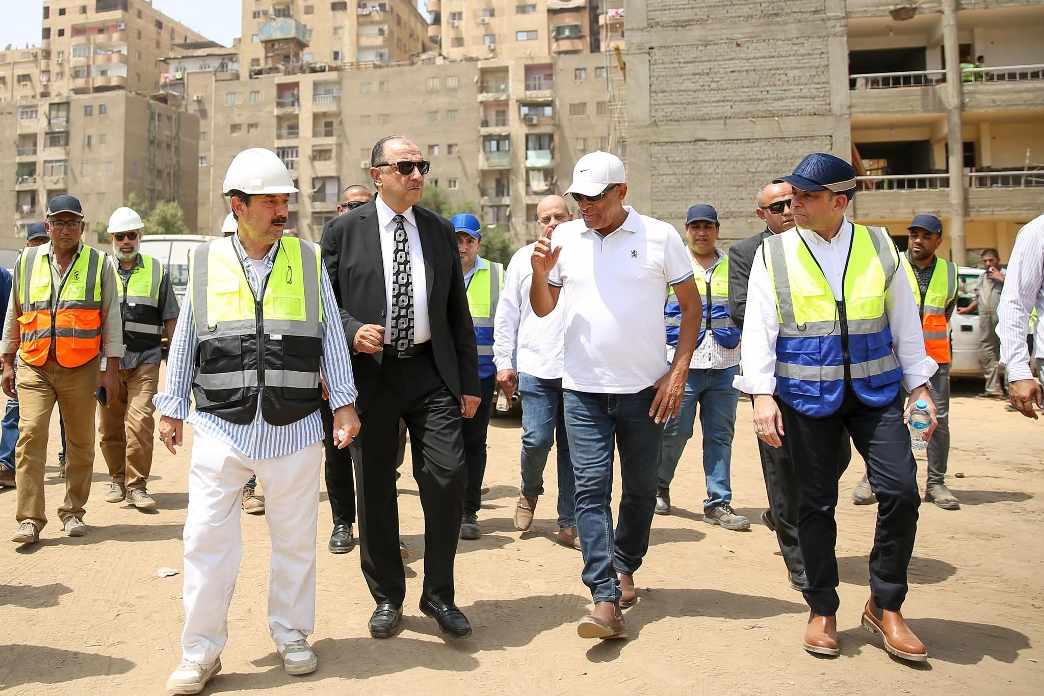 وزير قطاع الأعمال 