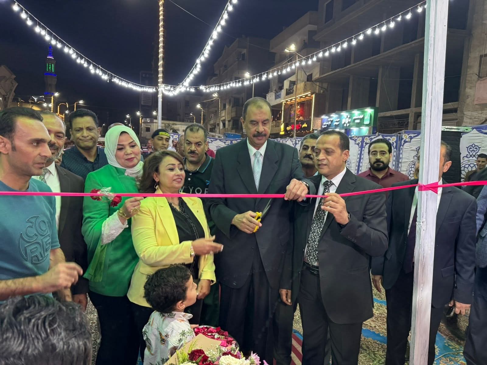 خلال الافتتاح