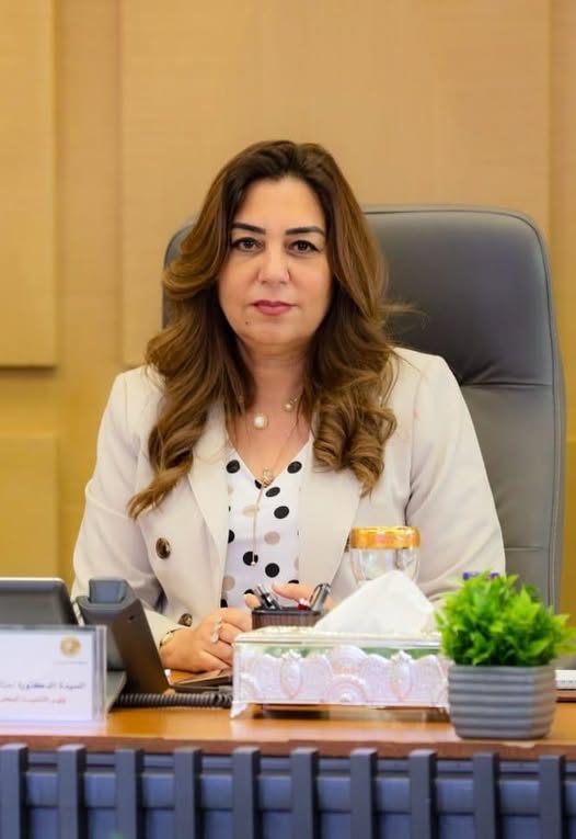 وزيرة البيئة