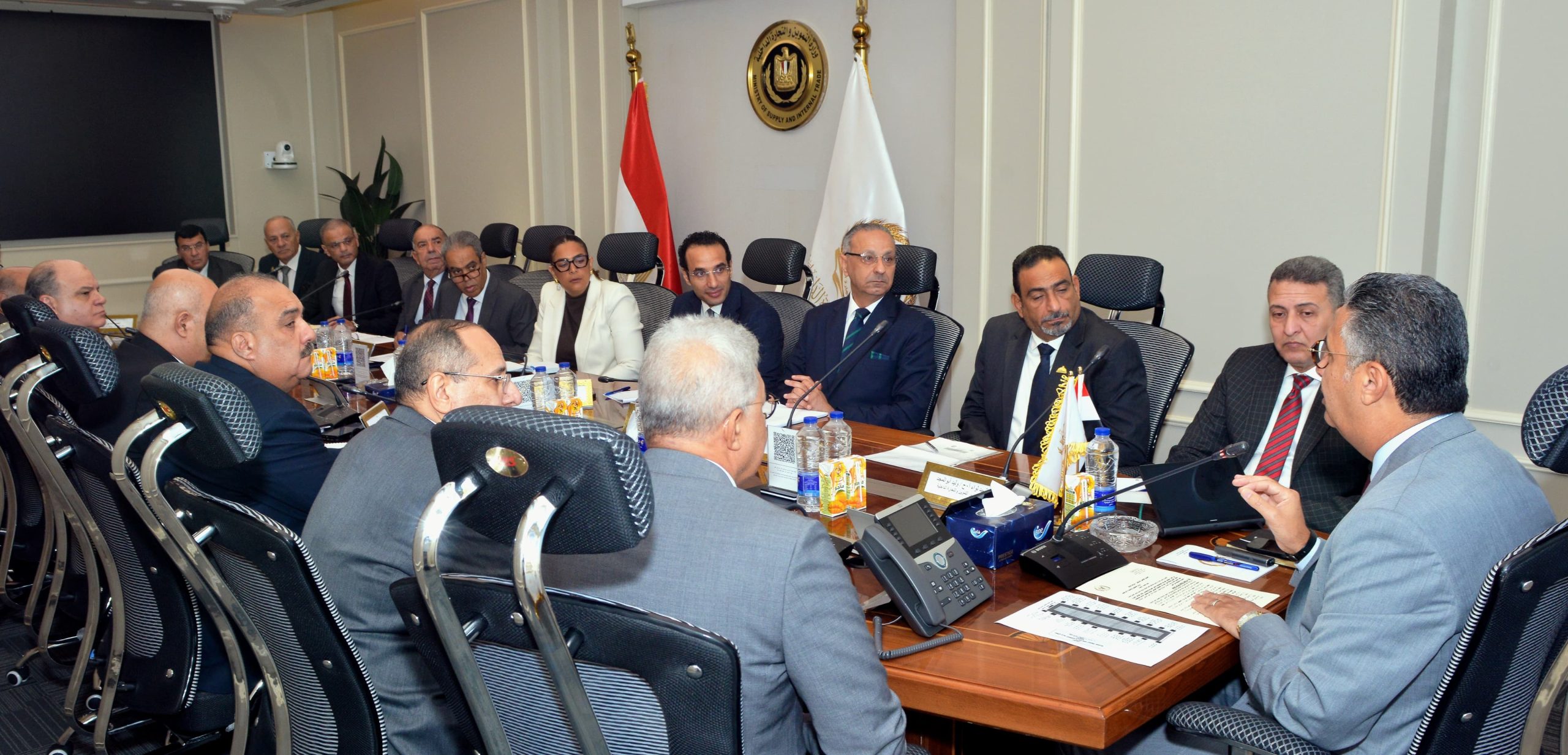 وزير التموين 