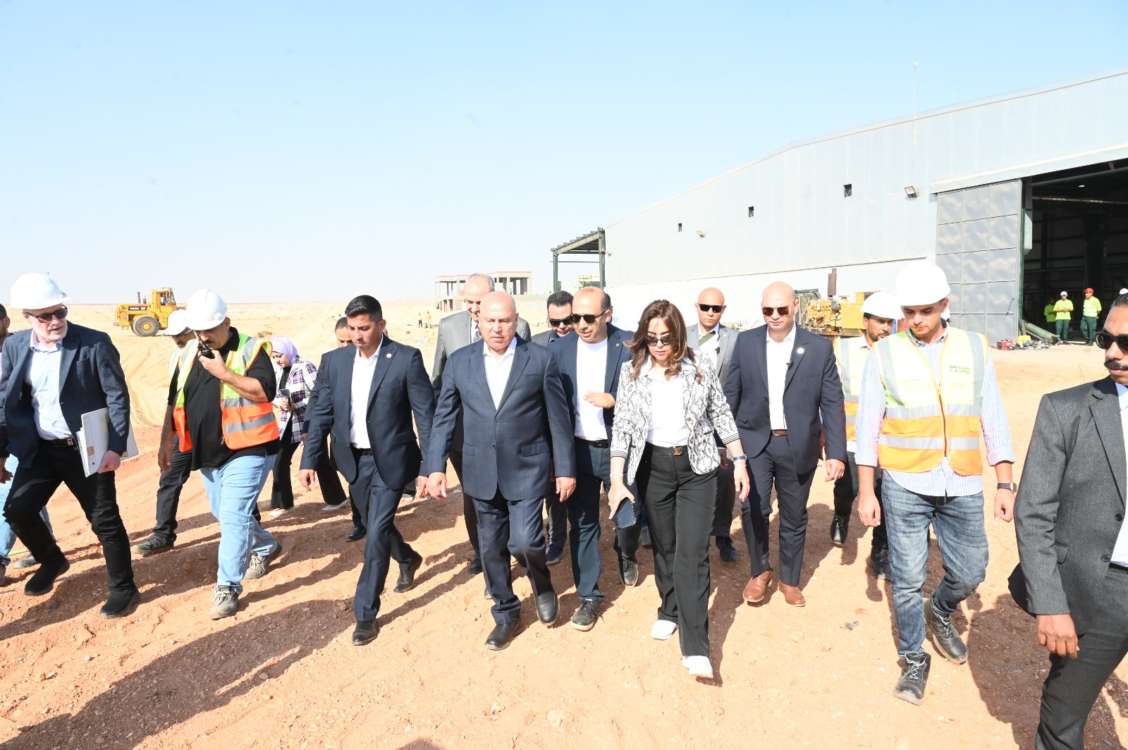 خلال الجولة
