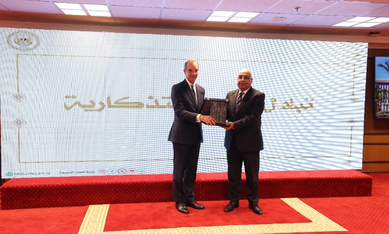 وزيرا الاتصالات والعدل 