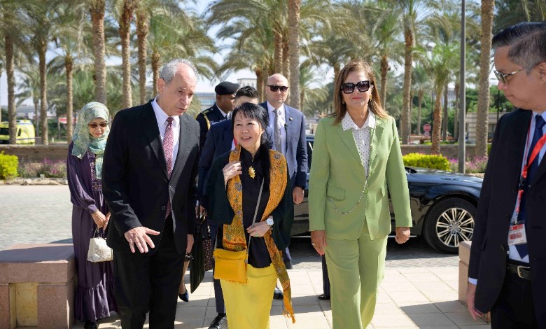 خلال الزيارة