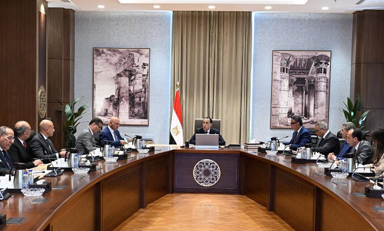 رئيس مجلس الوزراء