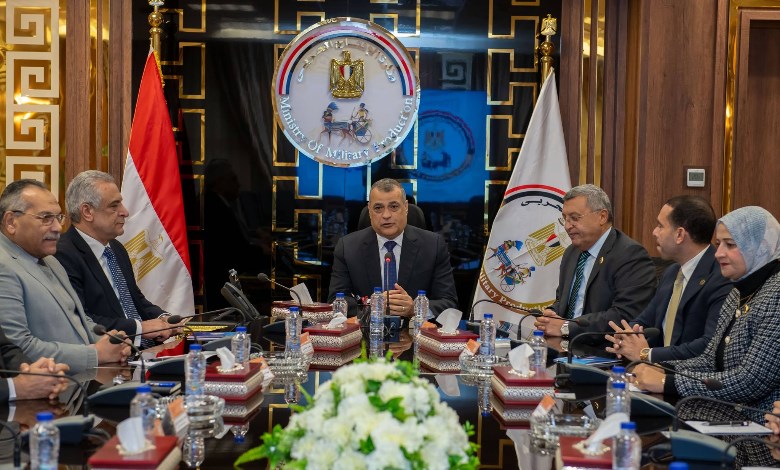  وزير الدولة للإنتاج الحربي