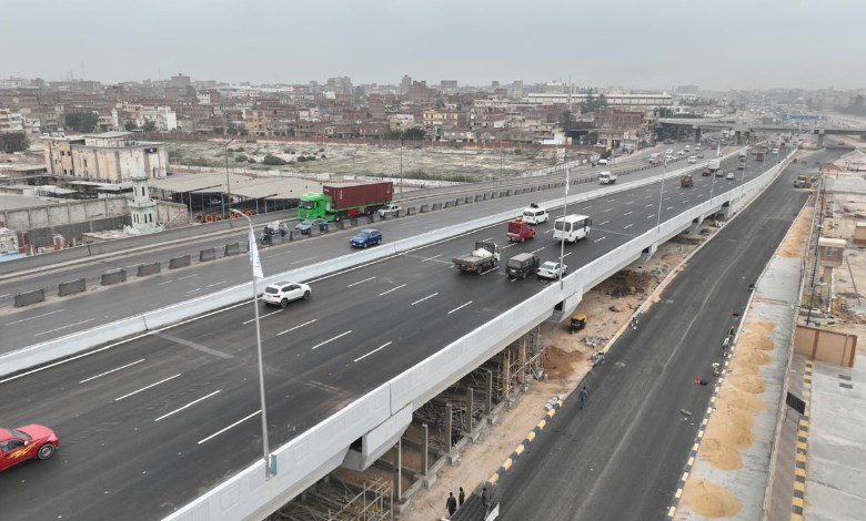 بدء التشغيل التجريبي لمشروع توسعة ورفع مناسيب كوبري العامرية - صور 