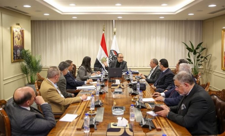 وزير قطاع الأعمال العام