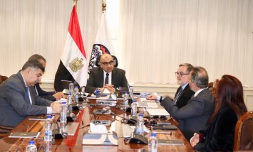 وزير قطاع الأعمال العام
