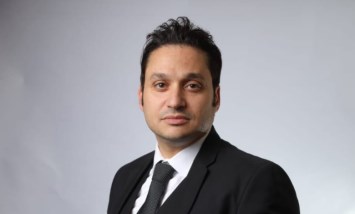 إيهاب عمر