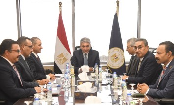 وزير السياحة والآثار