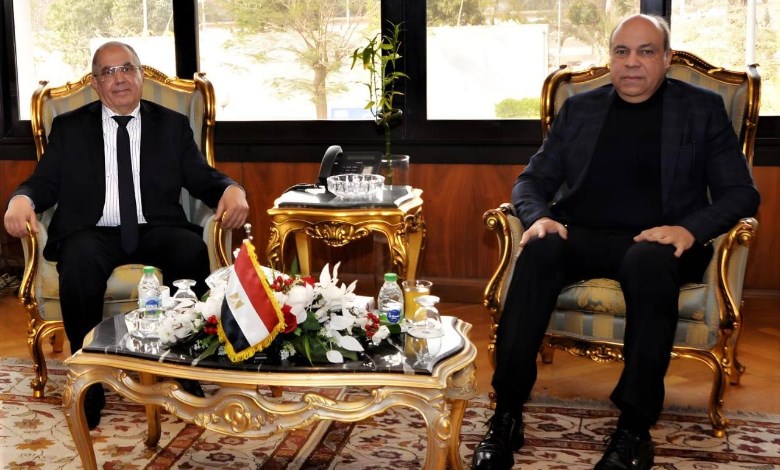 وزير الطيران المدني