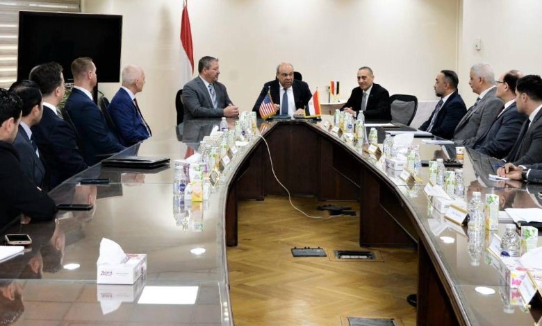 وزير الطيران المدني