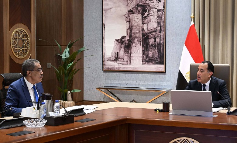  رئيس مجلس الوزراء