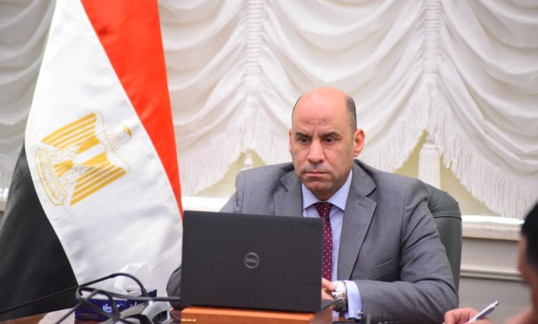 وزير العمل