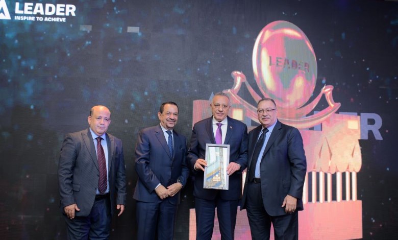 LEADERS AWARD تكرم محمد نجم العضو المنتدب لـ"العربية لحليج الأقطان" بقلادة توت عنخ آمون