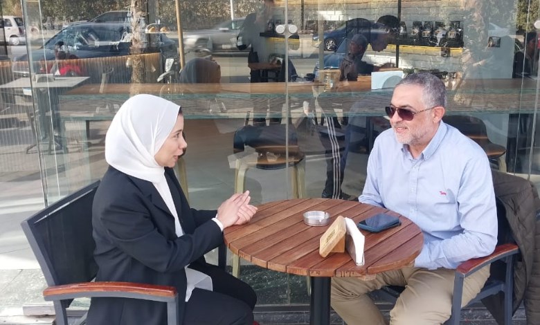 حسام هيبة الرئيس السابق للهيئة العامة للاستثمار والمناطق الحرة مع محررة عالم المال 