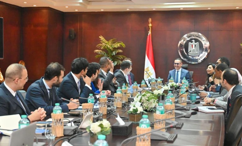 المهندس حسن الخطيب وزير الاستثمار والتجارة الخارجية 