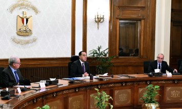 رئيس الوزراء خلال اللقاء