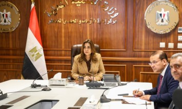 وزيرة التنمية المحلية والبيئة