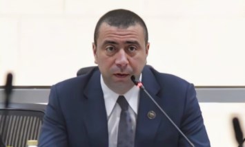 النائب أحمد بهاء شلبي رئيس لجنة الصناعة بمجلس النواب