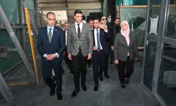خالد هاشم وزير الصناعة