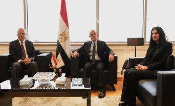 الدكتور محمد فريد يلتقي المهندس محمد زكي السويدي رئيس اتحاد الصناعات المصرية  