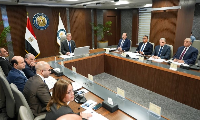 وزير البترول والثروة المعدنية