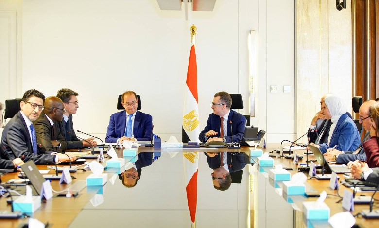 وزيرا “التخطيط” و”المالية”