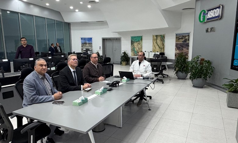  وزير البترول والثروة المعدنية