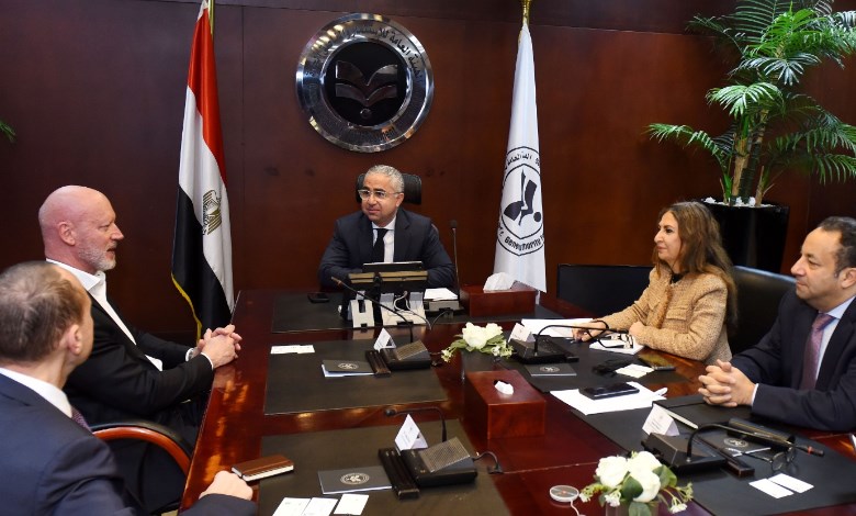 هيئة الاستثمار وبنك HSBC يبحثان خطط الترويج الخارجي للاستثمار في مصر 